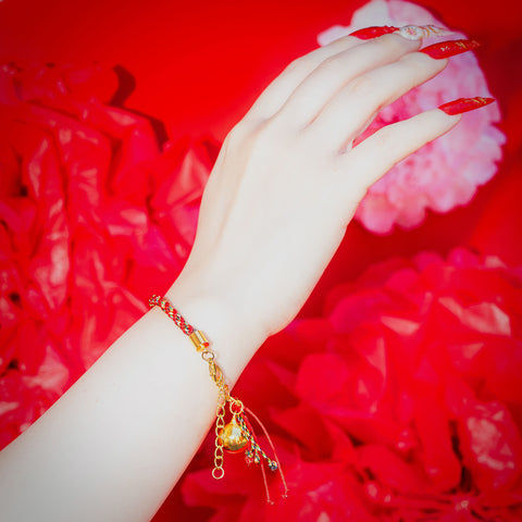 Zashiki Warashi Minimalist Bracelet