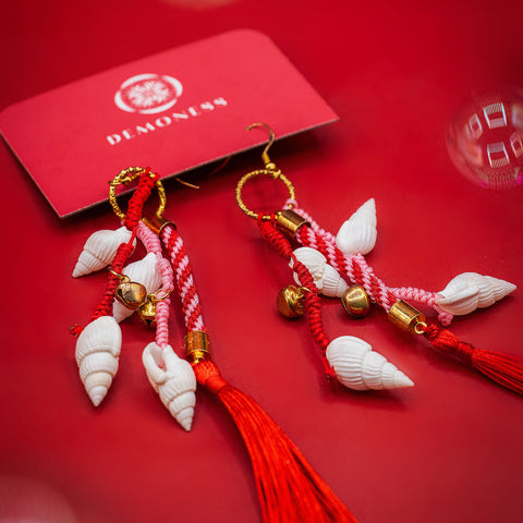 Toyotama Hime Tassel and Shells Dangle Earrings