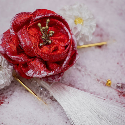 Yuki Onna Florals Barrette Hair Clip